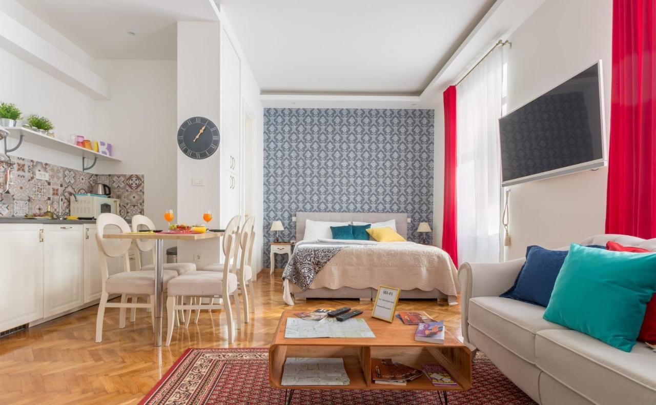 Aurelia Antik Old Hotel Загреб Екстериор снимка
