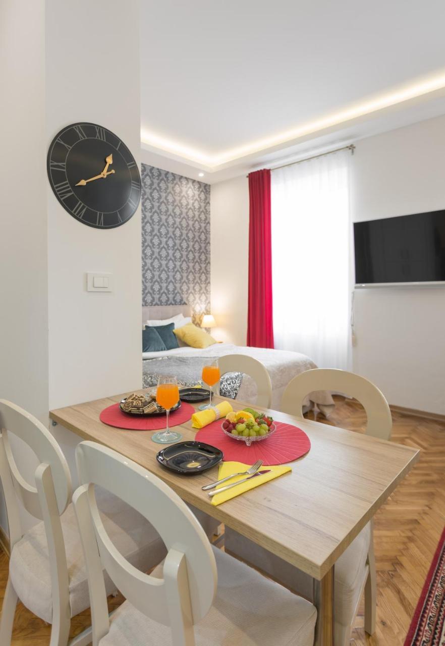 Aurelia Antik Old Hotel Загреб Екстериор снимка