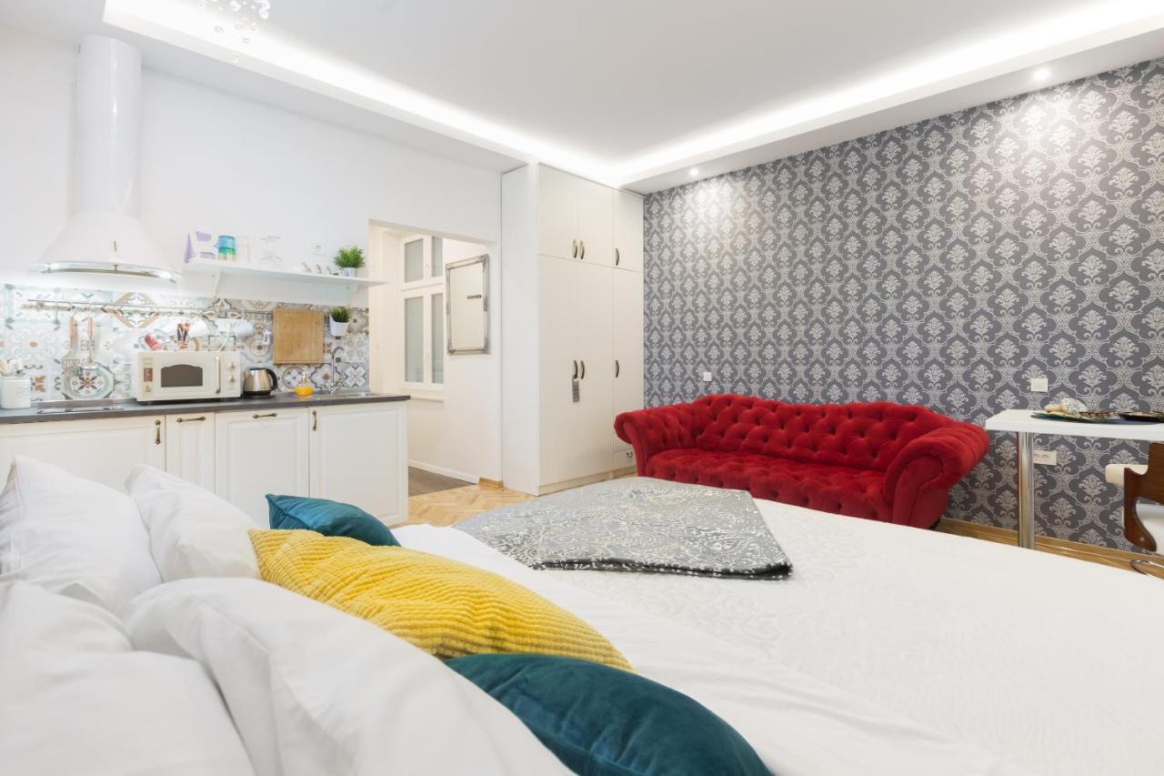 Aurelia Antik Old Hotel Загреб Екстериор снимка