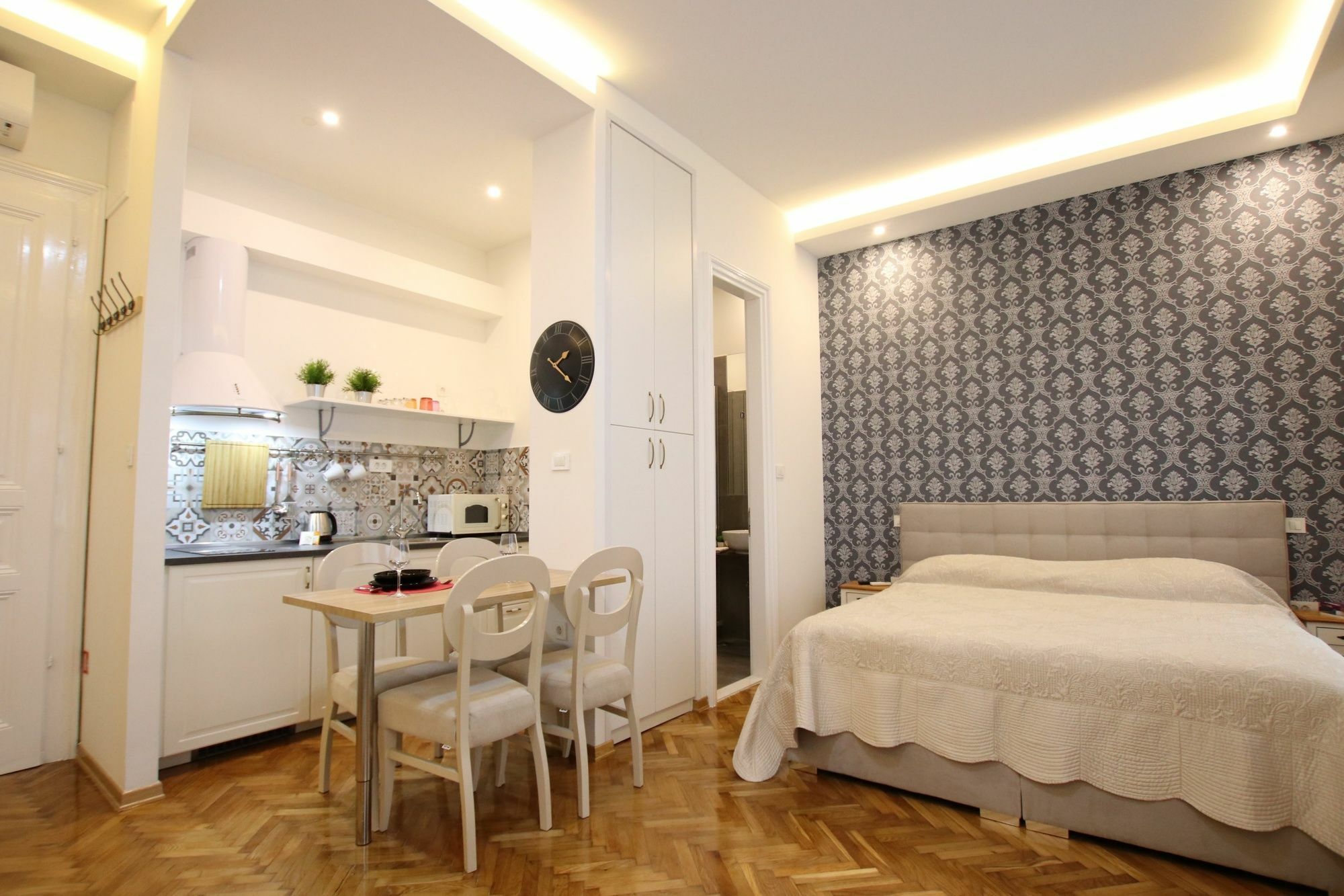 Aurelia Antik Old Hotel Загреб Екстериор снимка