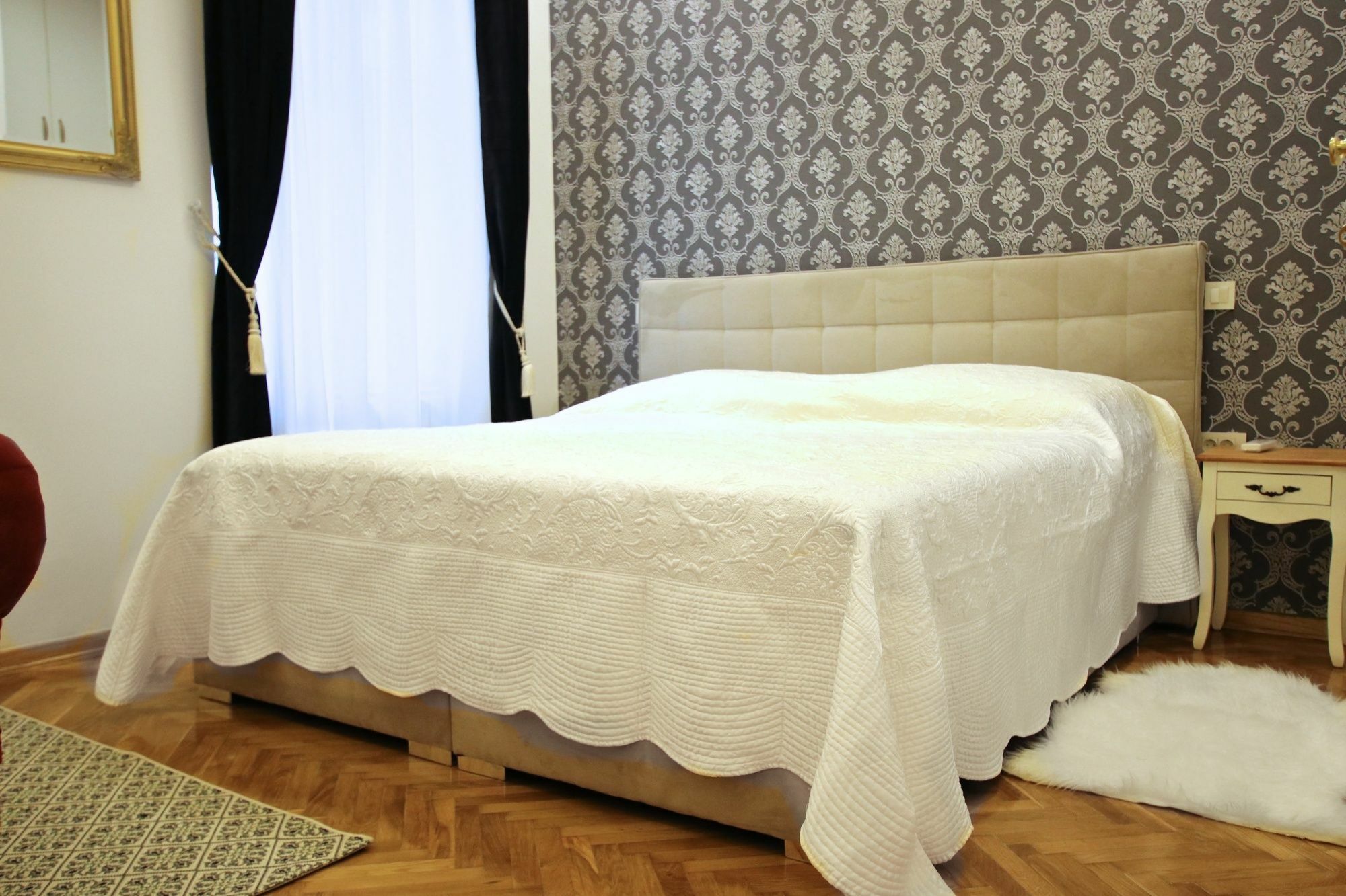 Aurelia Antik Old Hotel Загреб Екстериор снимка
